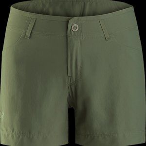 NWT Arc'teryx Creston Shorts 4.5" - Size 2